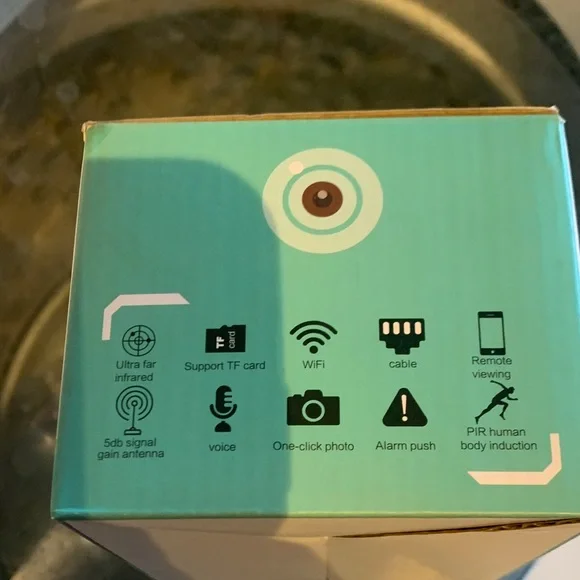 Smart Security Camera Bulb - White - Picture 4 of 5